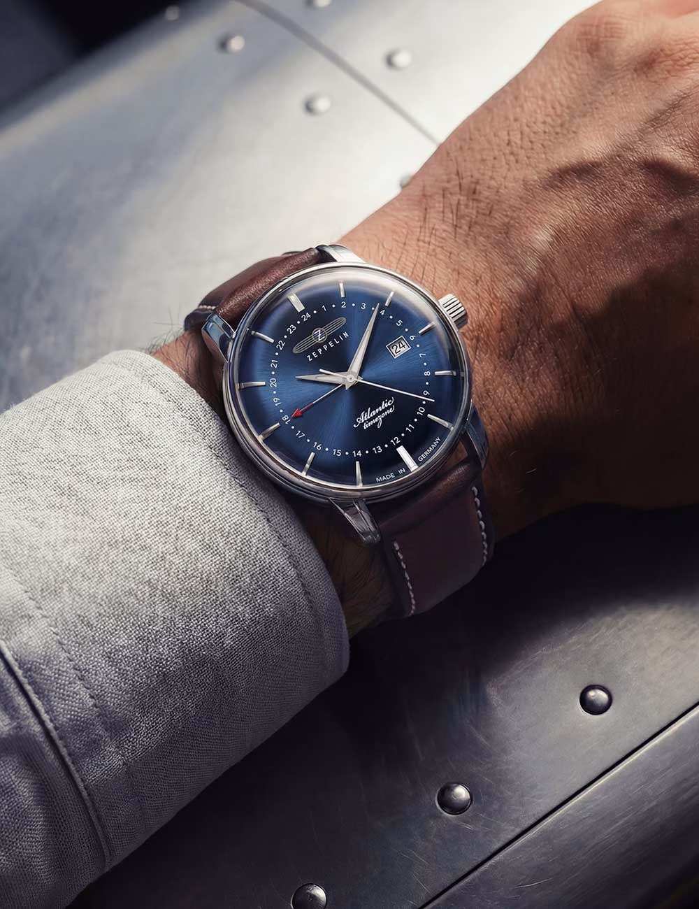 Zeppelin Atlantic GMT - Imagen 2