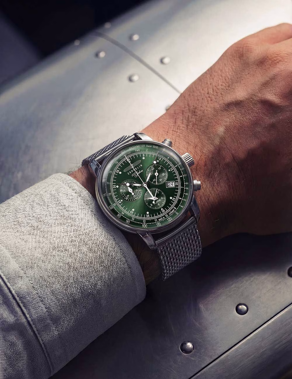 Zeppelin alarm chrono 100 years - Imagen 2